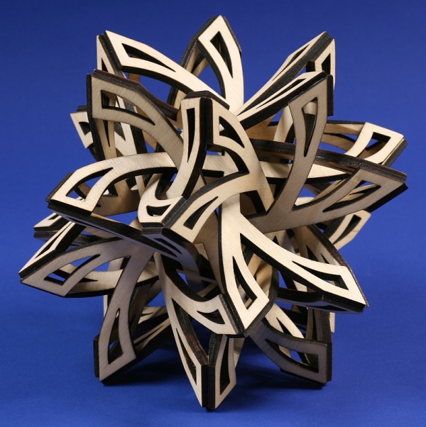 Outdoor, bronze, metal garden, stainless steel, animal, wooden, and contemporary sculpture featured on Creative Tempest.