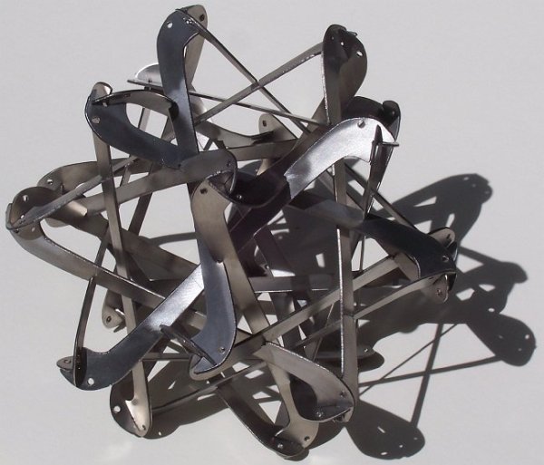 Outdoor, bronze, metal garden, stainless steel, animal, wooden, and contemporary sculpture featured on Creative Tempest.