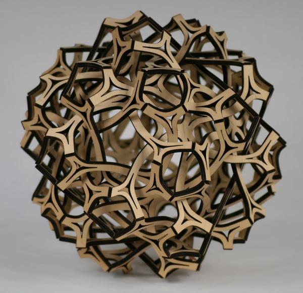 Outdoor, bronze, metal garden, stainless steel, animal, wooden, and contemporary sculpture featured on Creative Tempest.